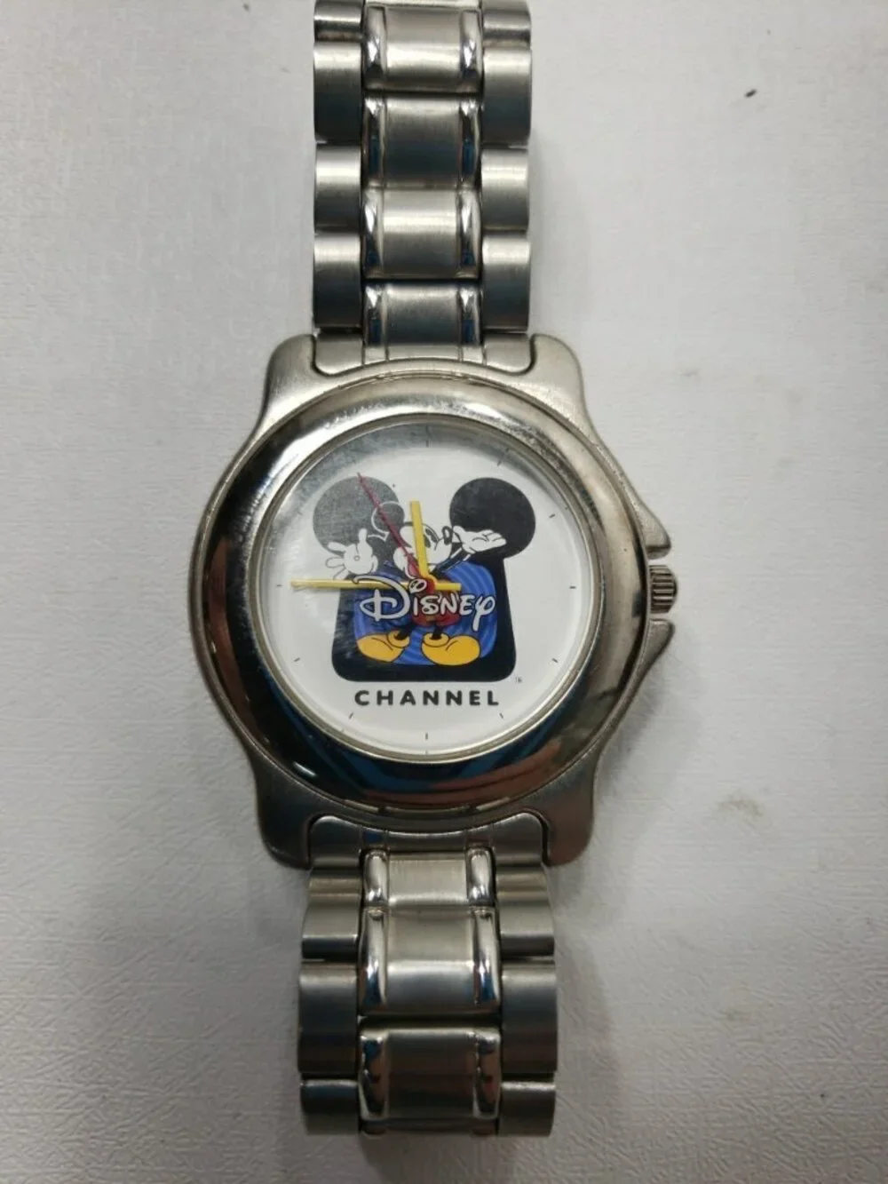 Vintage Disney Mickey Mouse Character Quartz Watch Silver Tone Bracelet